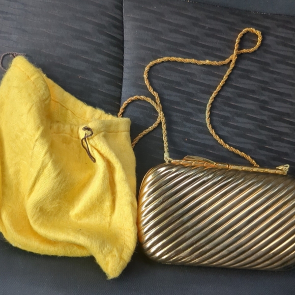 Hard Body Gold Clutch Purse w/Chain Strap